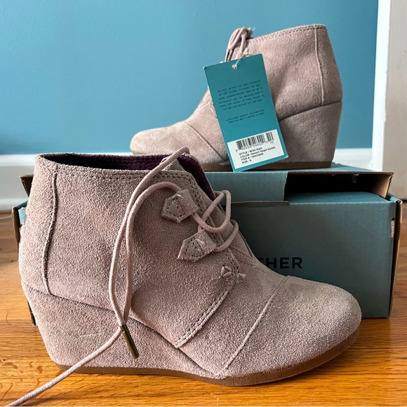 Toms Kala desert taupe ankle booties size 6 - Picture 1 of 7